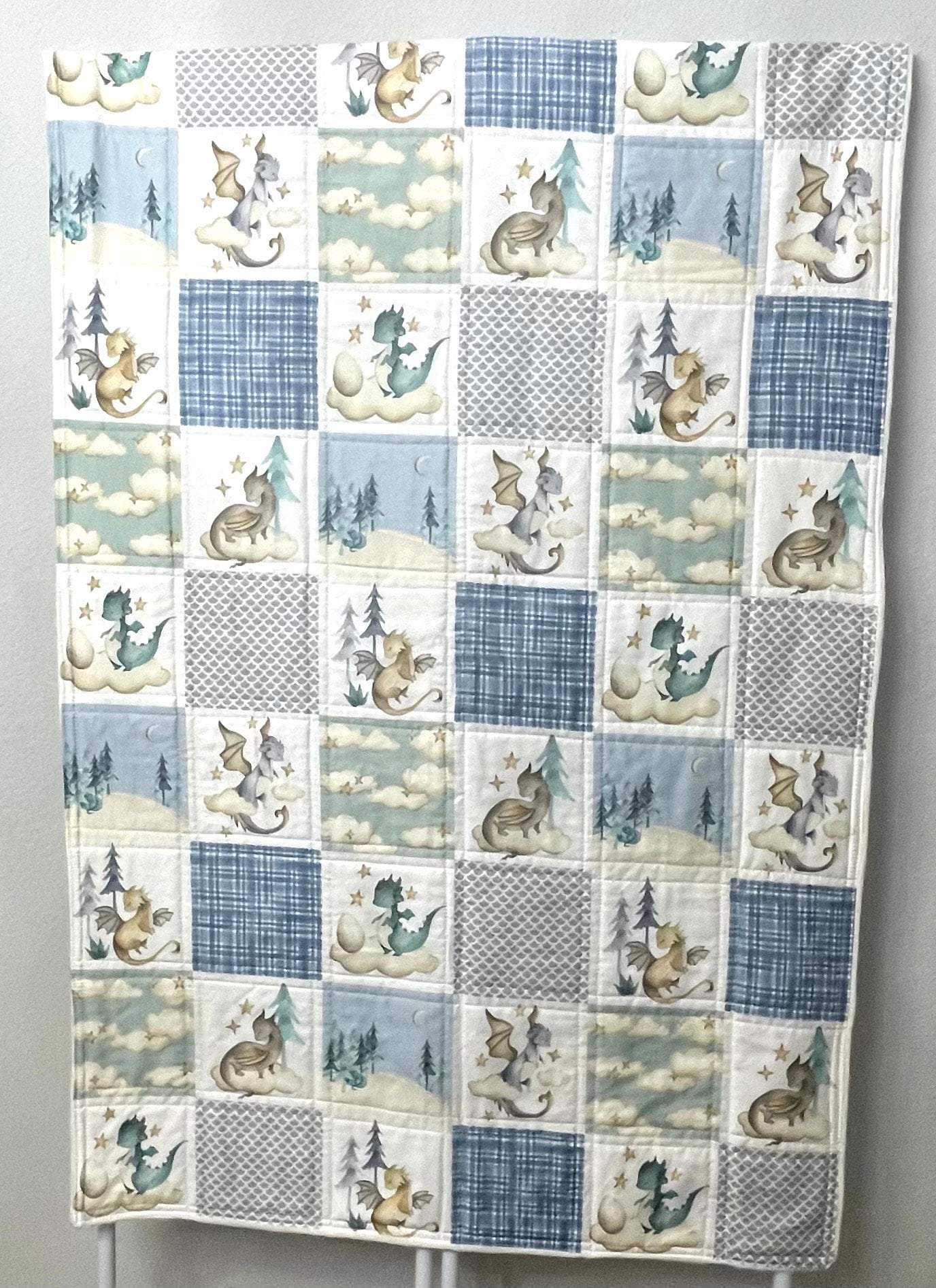 baby boy quilt, dragons theme nursery,handmade baby blanket, baby shower gift, nursery decor, crib bedding, handmade quilt