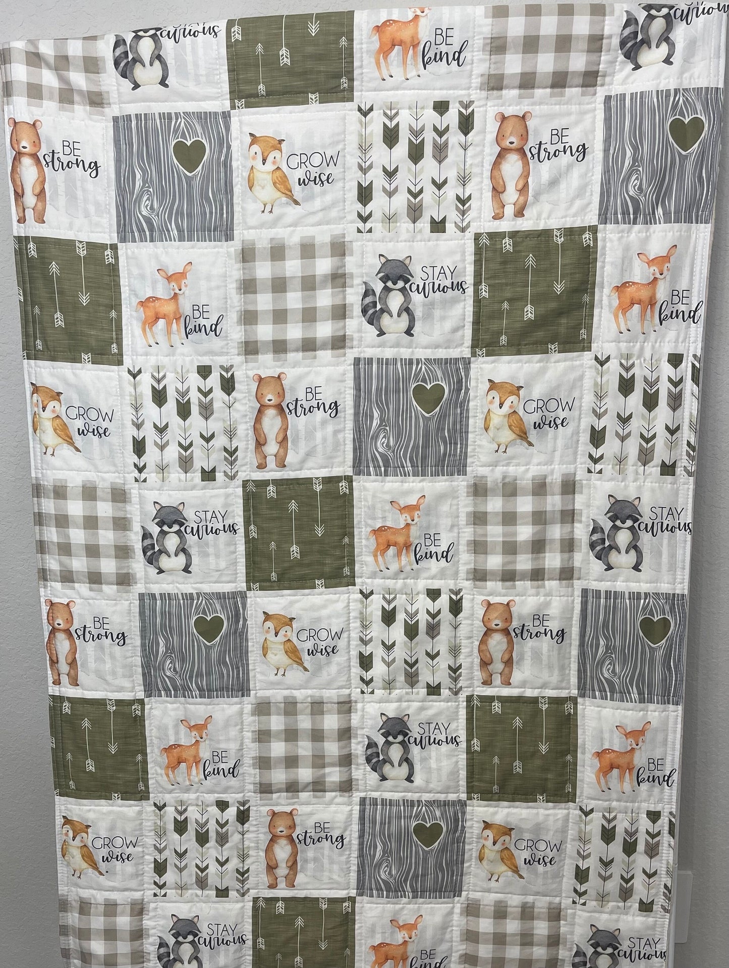 baby boy quilt, woodland quilt, woodland nursery,handmade baby blanket, baby shower gift, nursery decor, crib bedding, handmade quilt