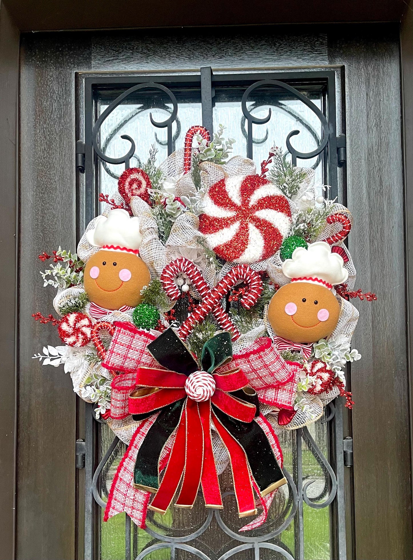 Gingerbread Christmas Wreath, Candy Holiday Decor