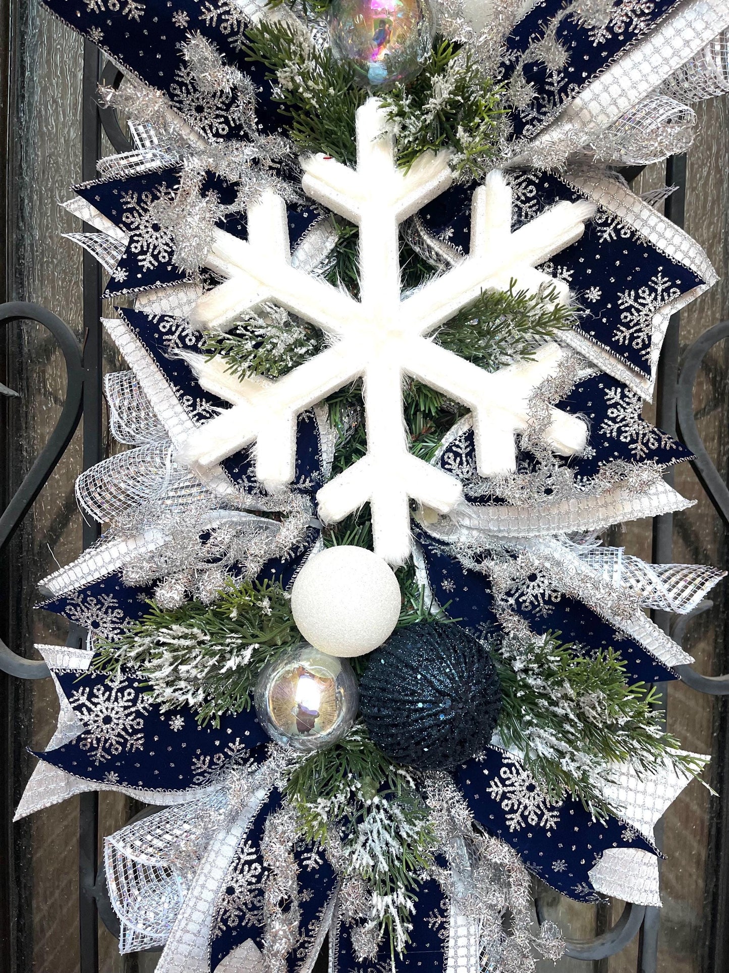 Snowflake Christmas Swag, Navy Silver Holiday Wreath