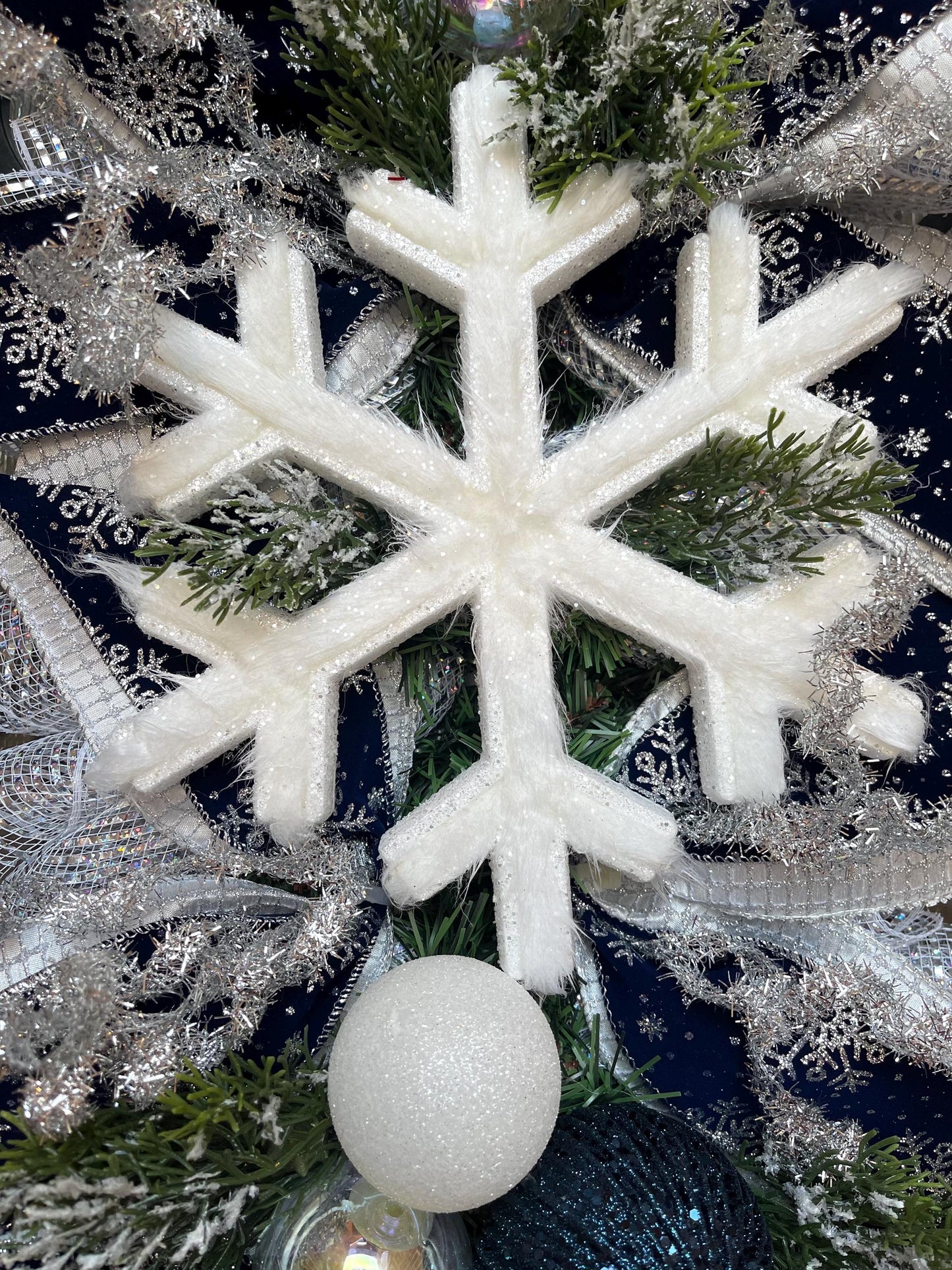 Snowflake Christmas Swag, Navy Silver Holiday Wreath