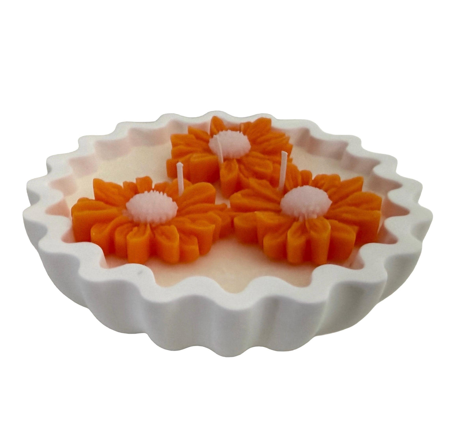 Daisy  Handmade Soy Candles, Cozy Home Decor, Holiday Decorations, Housewarming Gift, Luxury Candle