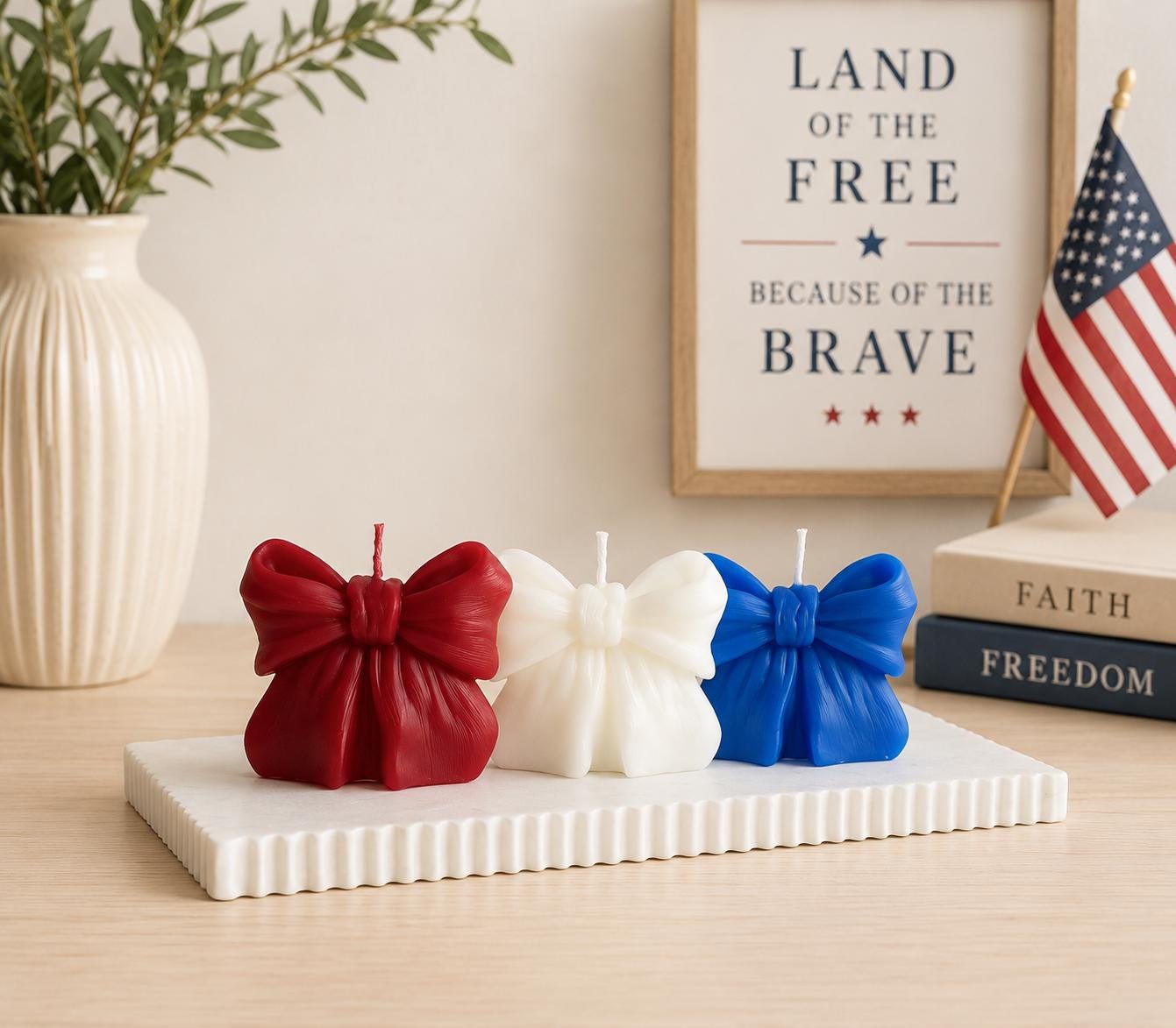Handmade Soy Wax Bow Candles, Patriotic Home Decor, Party Favors